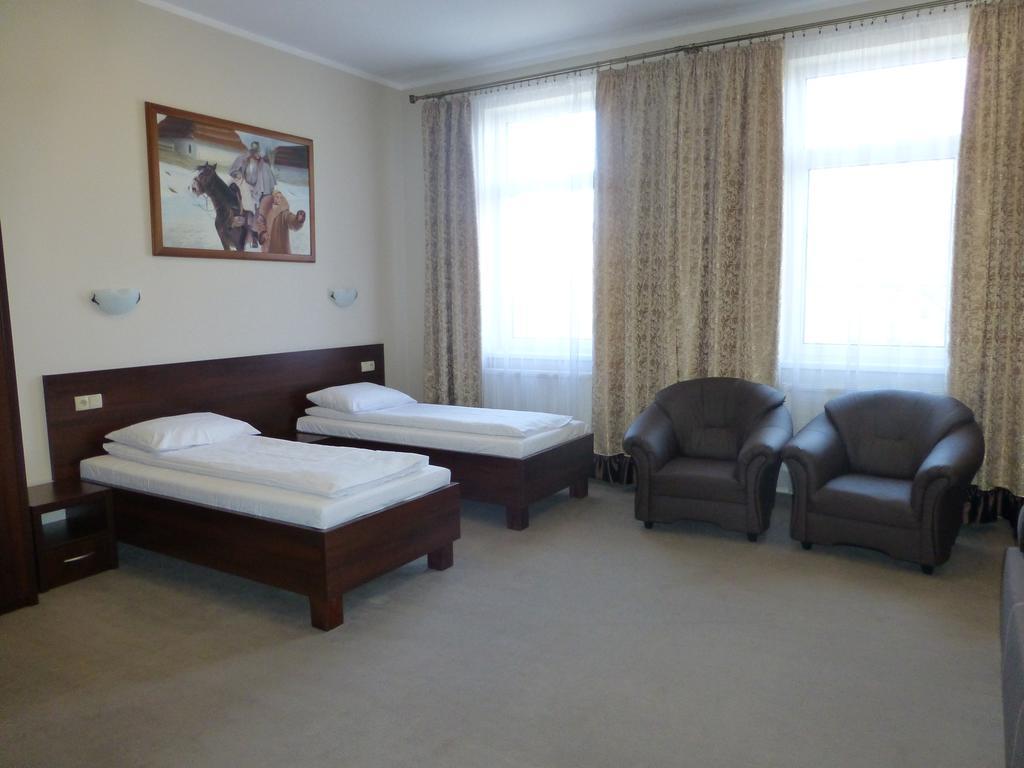 Hotel Cesarski - Kaiserhof Гижицко Экстерьер фото
