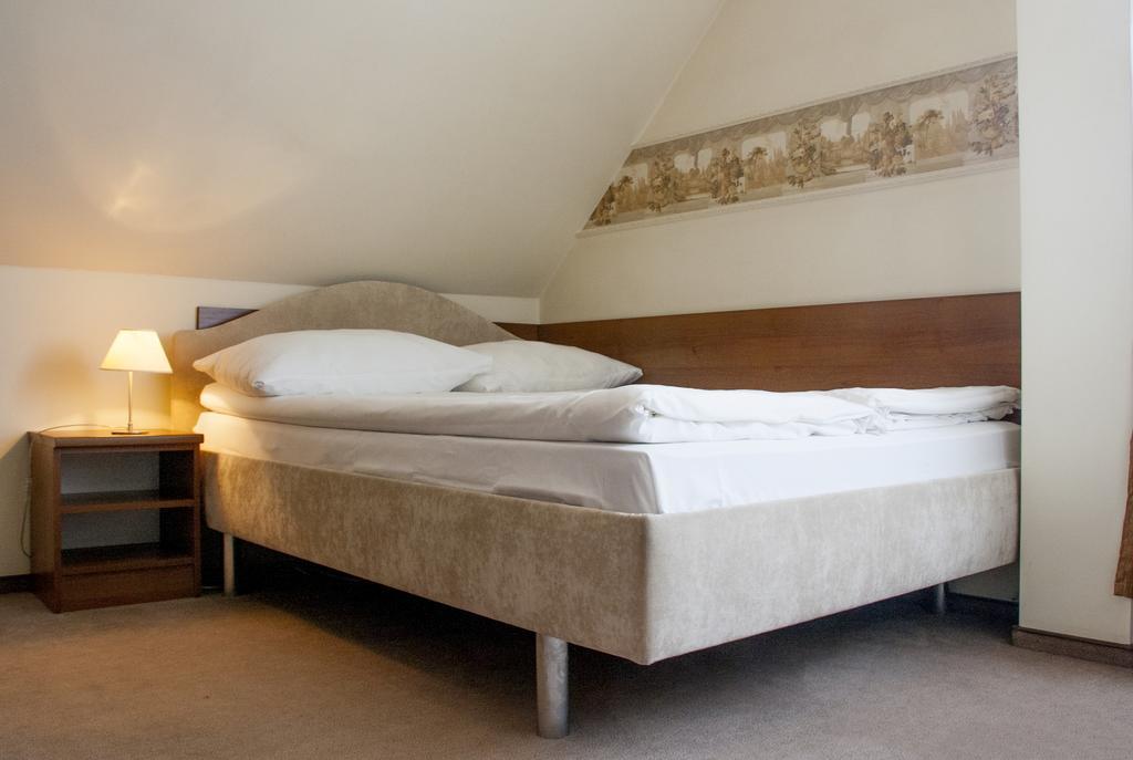 Hotel Cesarski - Kaiserhof Гижицко Экстерьер фото