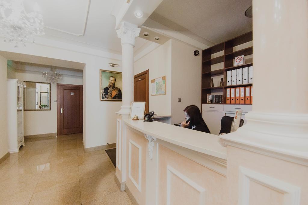 Hotel Cesarski - Kaiserhof Гижицко Экстерьер фото