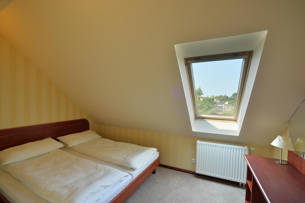 Hotel Cesarski - Kaiserhof Гижицко Номер фото